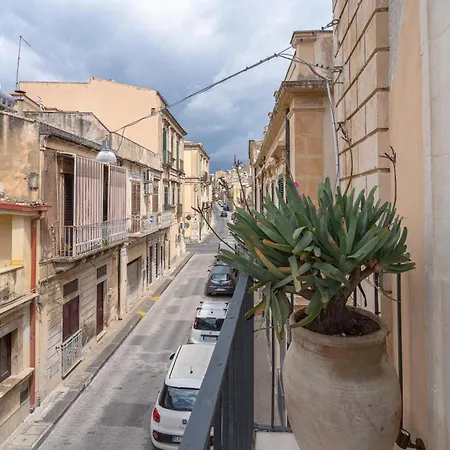 Al Sacro Corallo, Centro Di * Noto